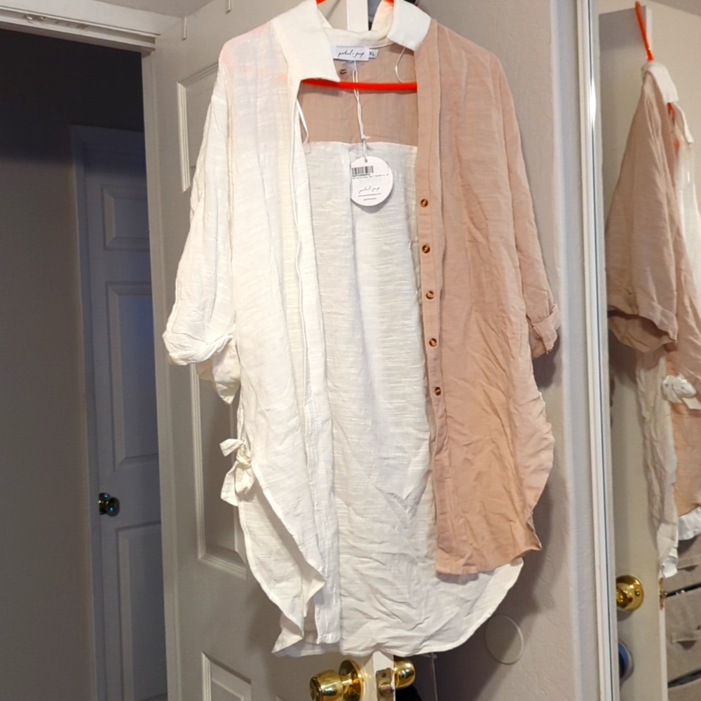 Button up never worn linen shirt
